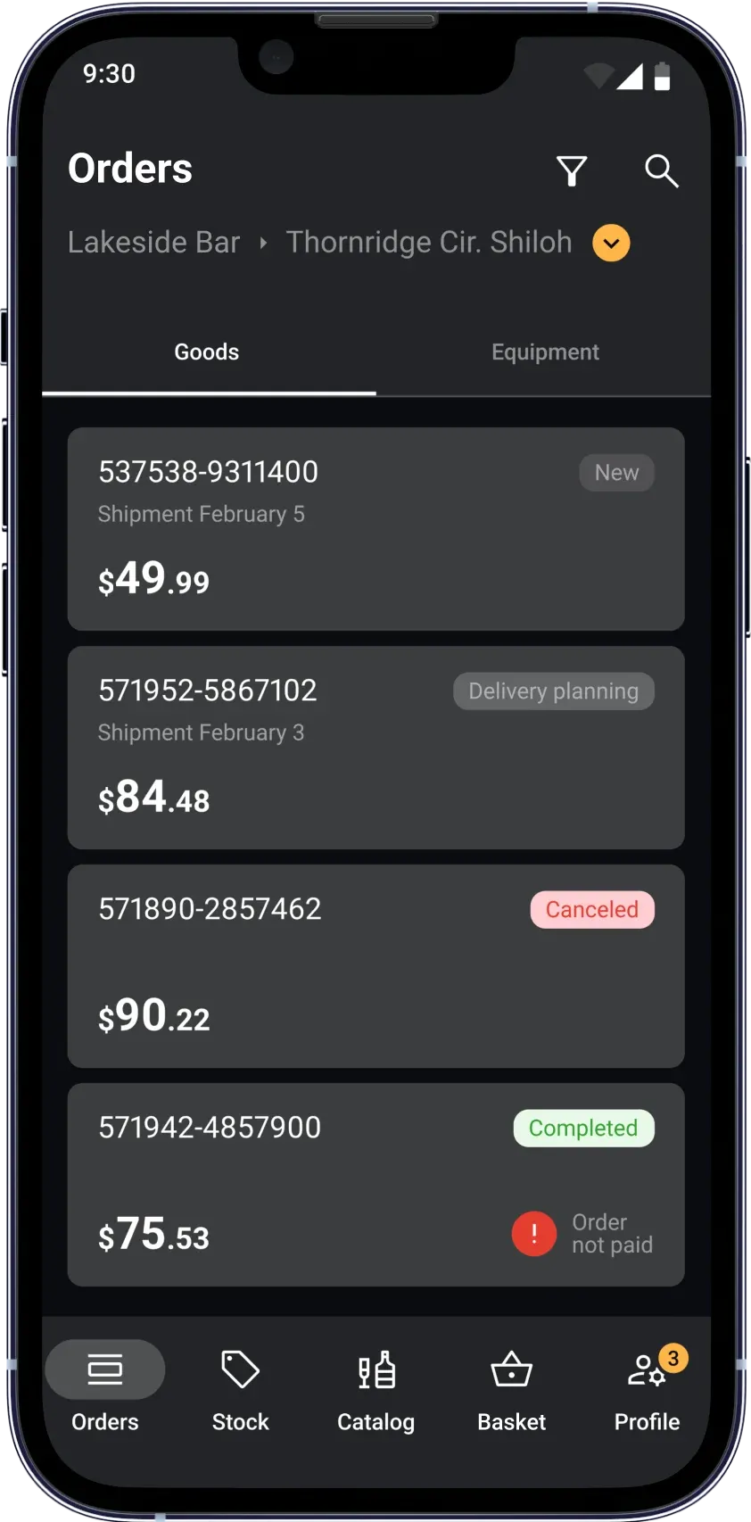 Orders list in the customer app with statuses and payment state